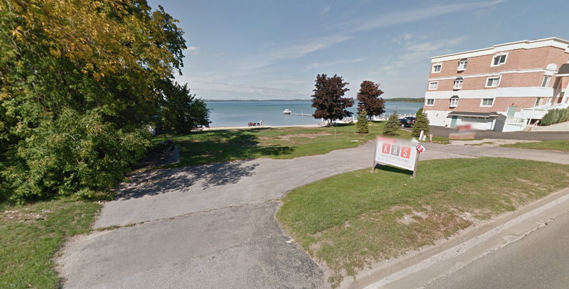 Surfside Motel (Surf Side Motel) - Historical Street View (newer photo)